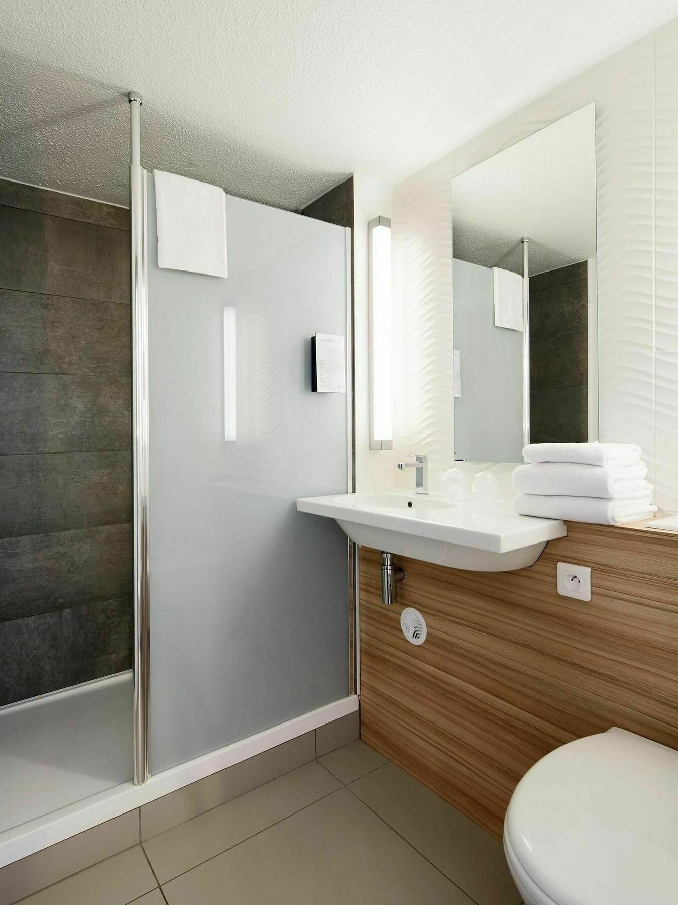 Campanile Le Mans - Arnage Hotell Eksteriør bilde